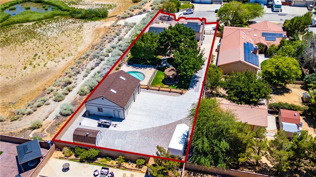 42301 Woodstone Property Photo 50
