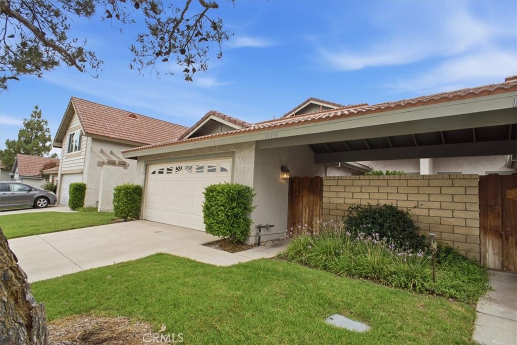 15833 Rosehaven Lane Property Photo