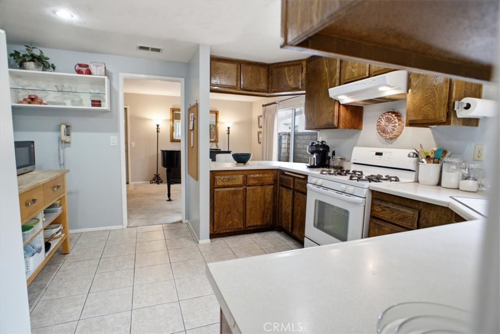 15833 Rosehaven Lane Property Photo 6