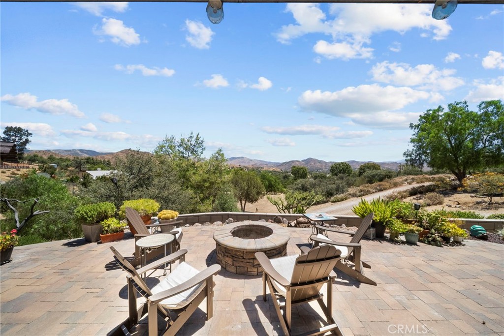 32935 Canyon Quail Trail Property Photo 2