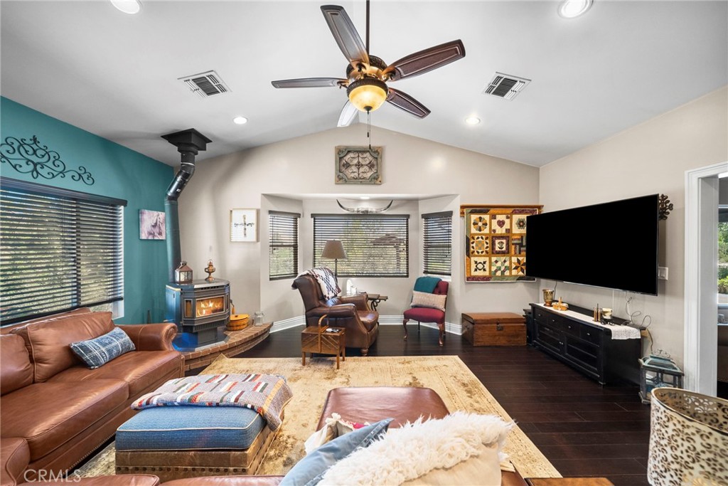32935 Canyon Quail Trail Property Photo 15