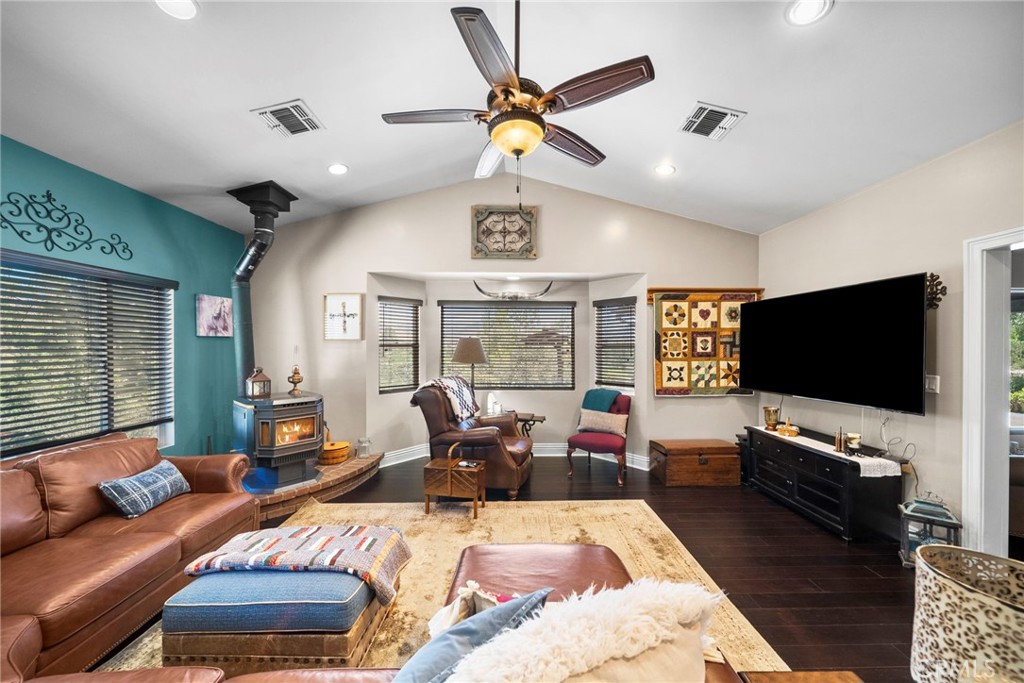 32935 Canyon Quail Trail Property Photo 15