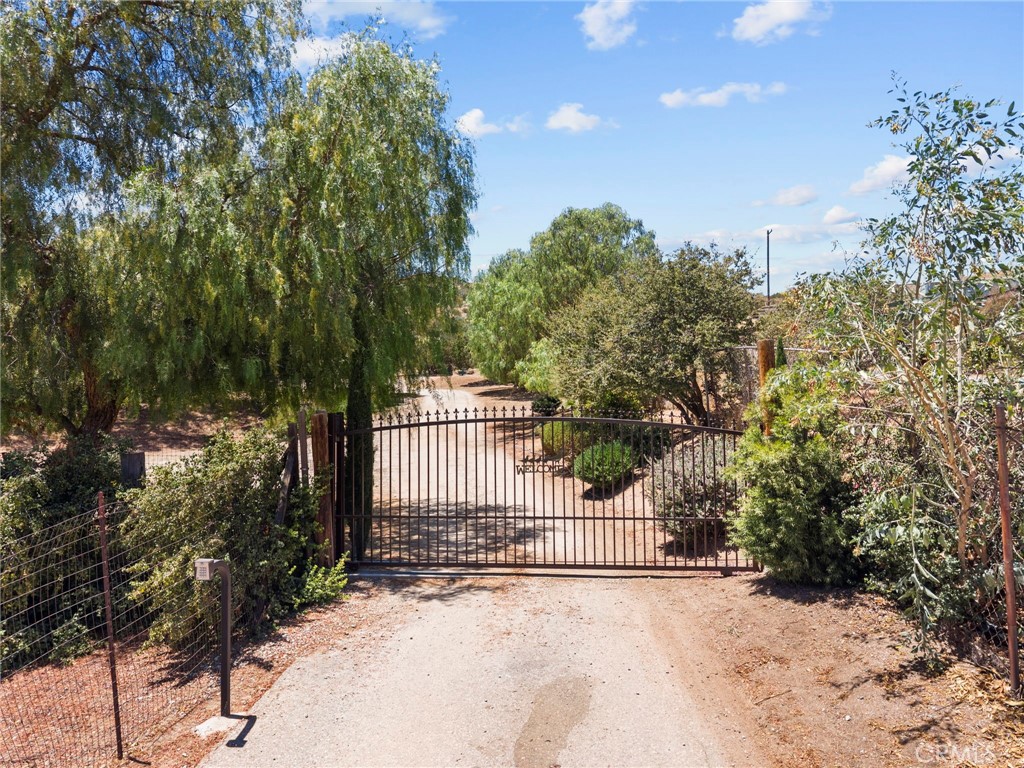 32935 Canyon Quail Trail Property Photo 44