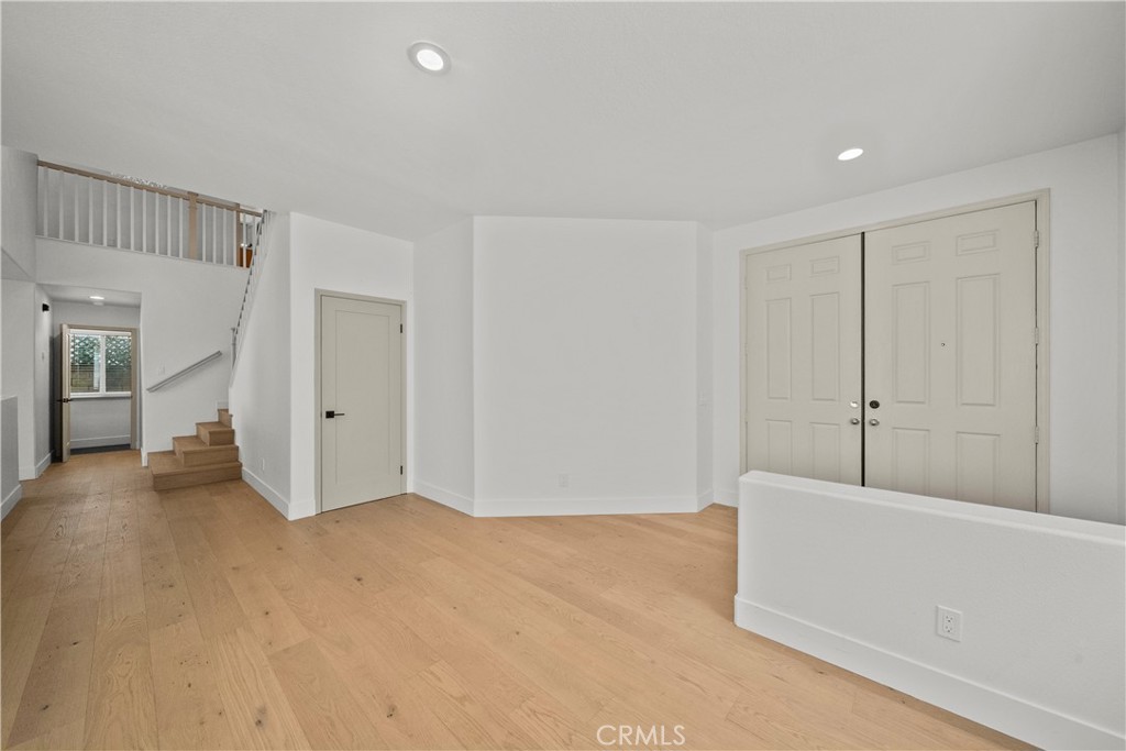 28379 Calex Dr Property Photo 7