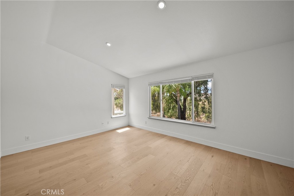 28379 Calex Dr Property Photo 36