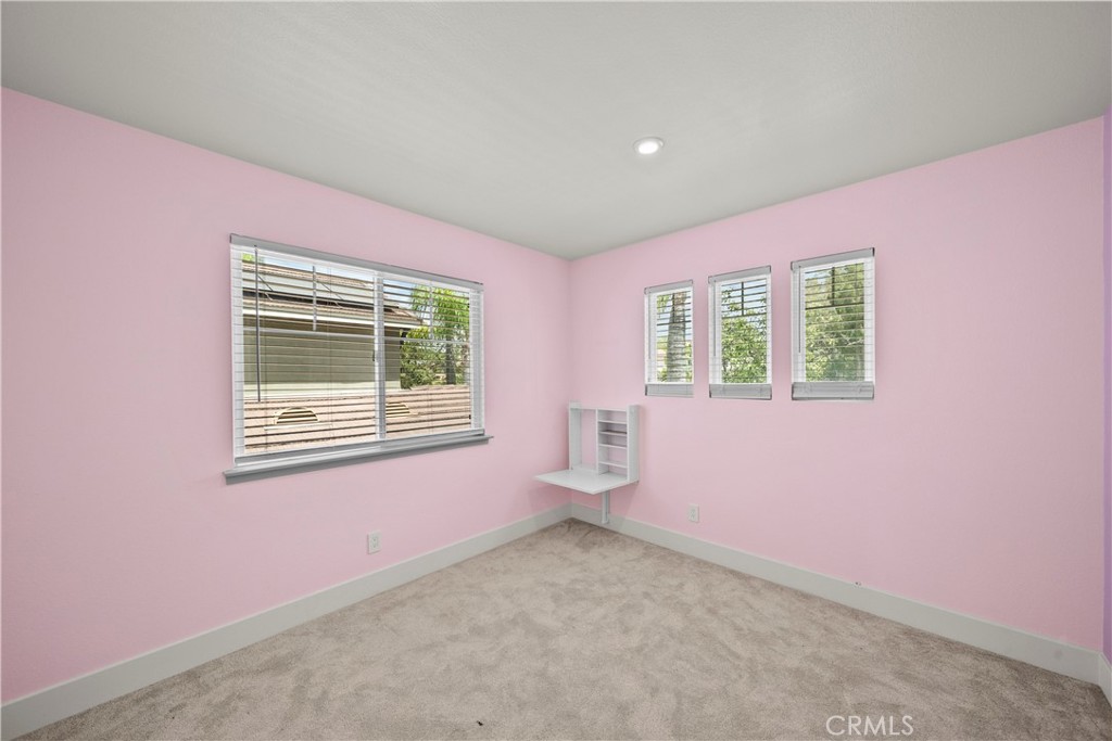 28379 Calex Dr Property Photo 42