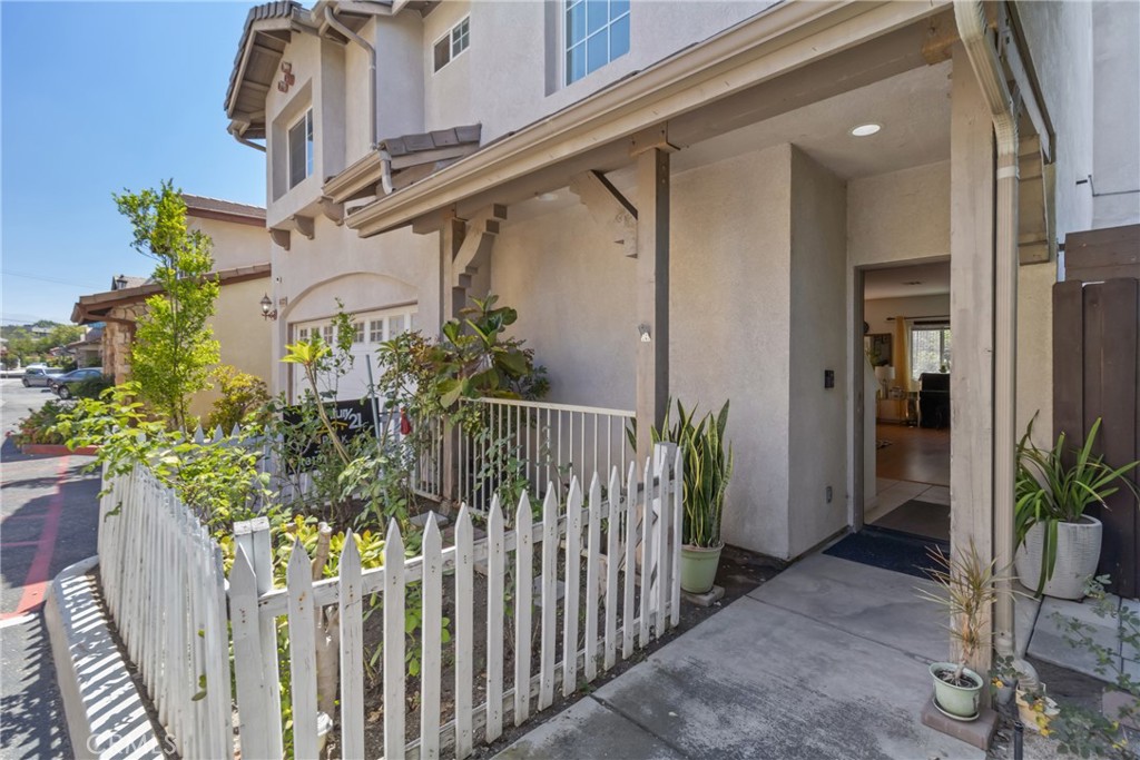 14522 Day Lily Property Photo 4