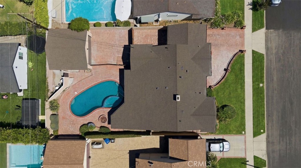 6313 Melvin Property Photo 4