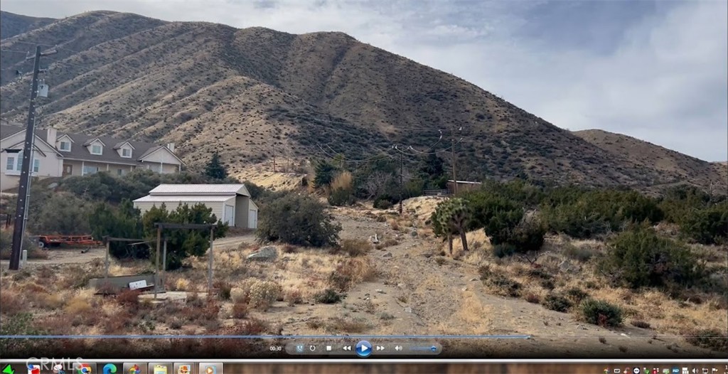 11890 Juniper Hills Property Photo 8