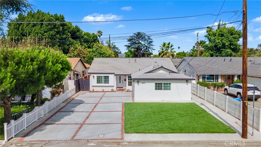 5651 Radford Avenue Property Photo