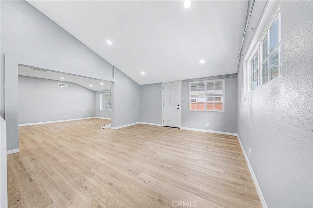 5651 Radford Avenue Property Photo 10