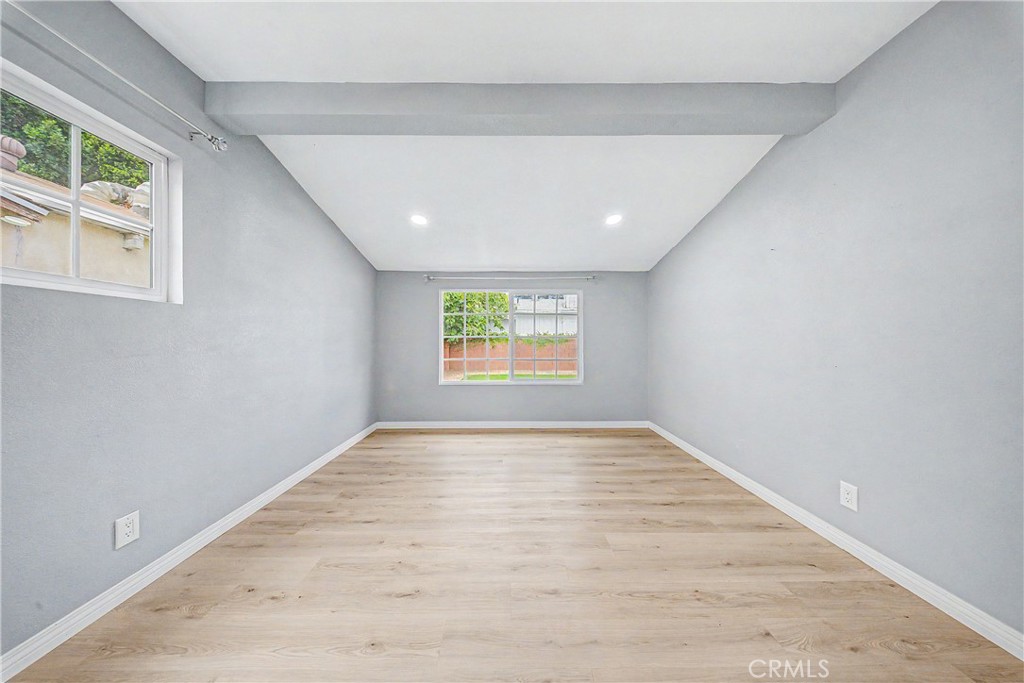 5651 Radford Avenue Property Photo 19