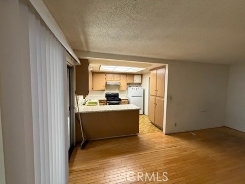 7907 Etiwanda Property Photo 6