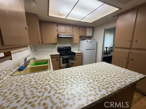 7907 Etiwanda Property Photo 7