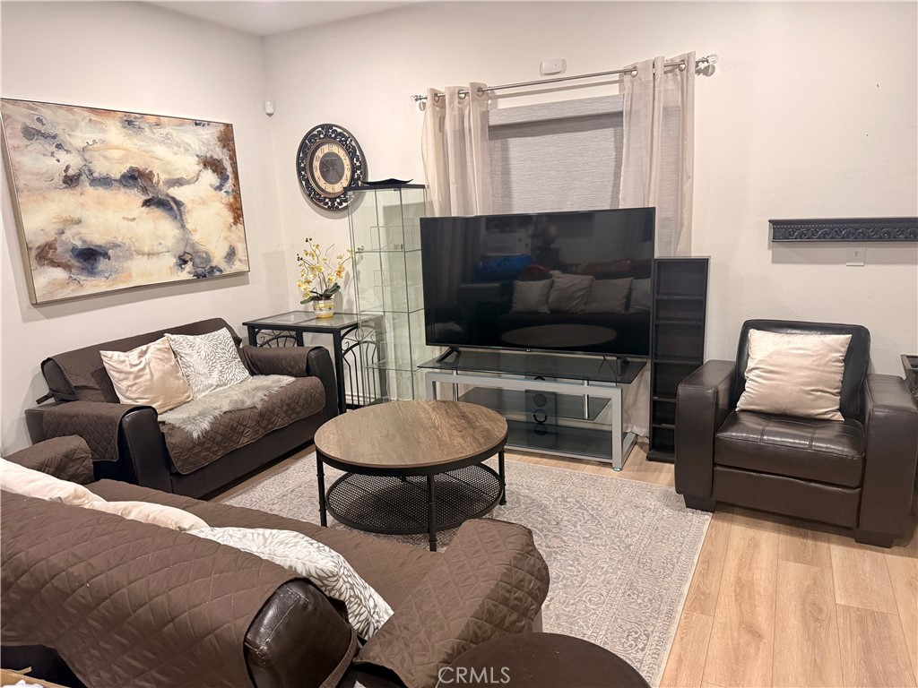 8554 Burnet Property Photo 3