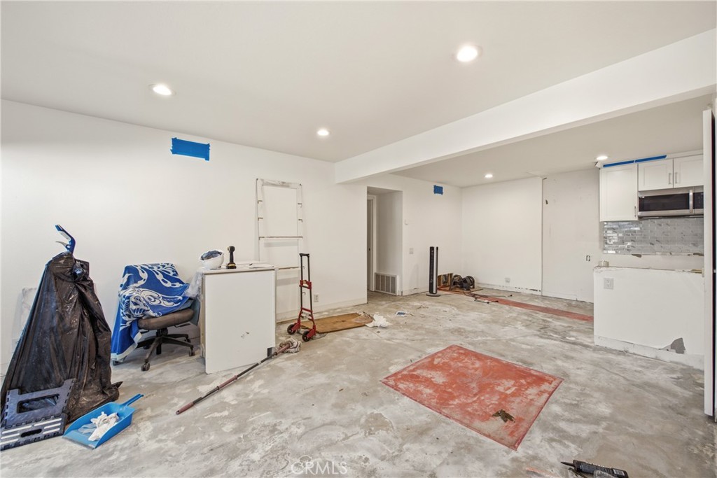 1175 Tivoli 73 Property Photo 2