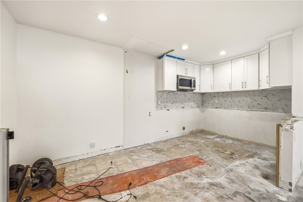 1175 Tivoli 73 Property Photo 5