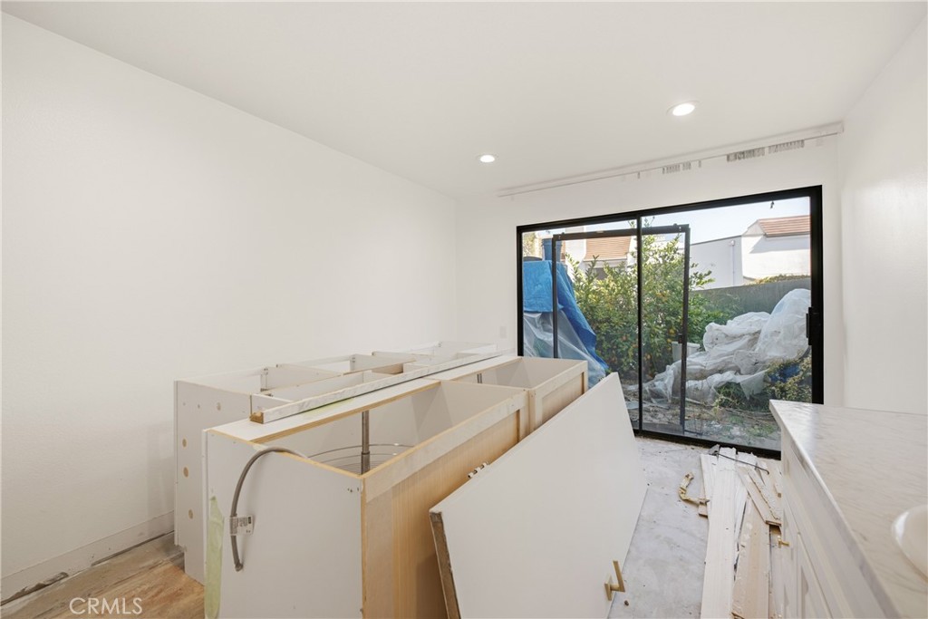 1175 Tivoli 73 Property Photo 10
