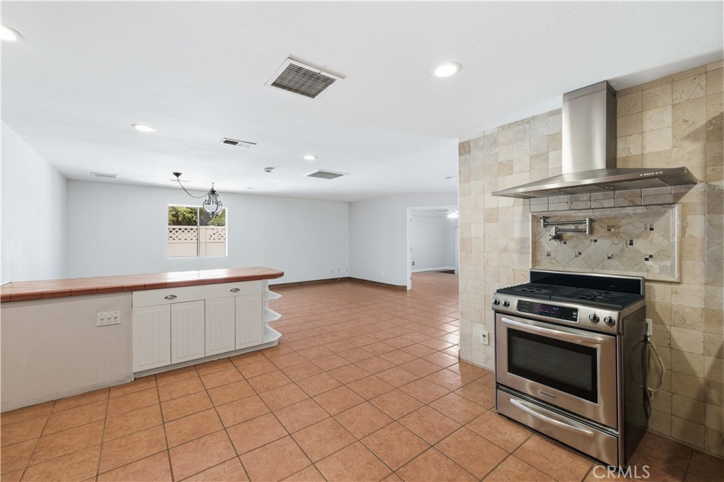 4806 W Avenue M14 Property Photo 11