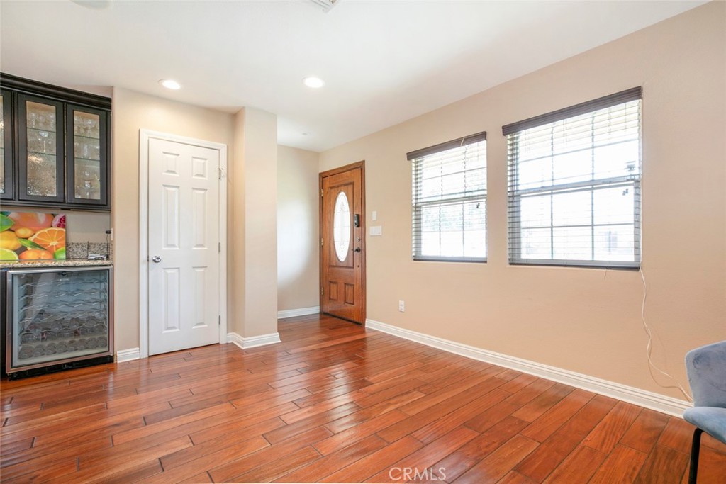 7129 Forbes Avenue Property Photo 9