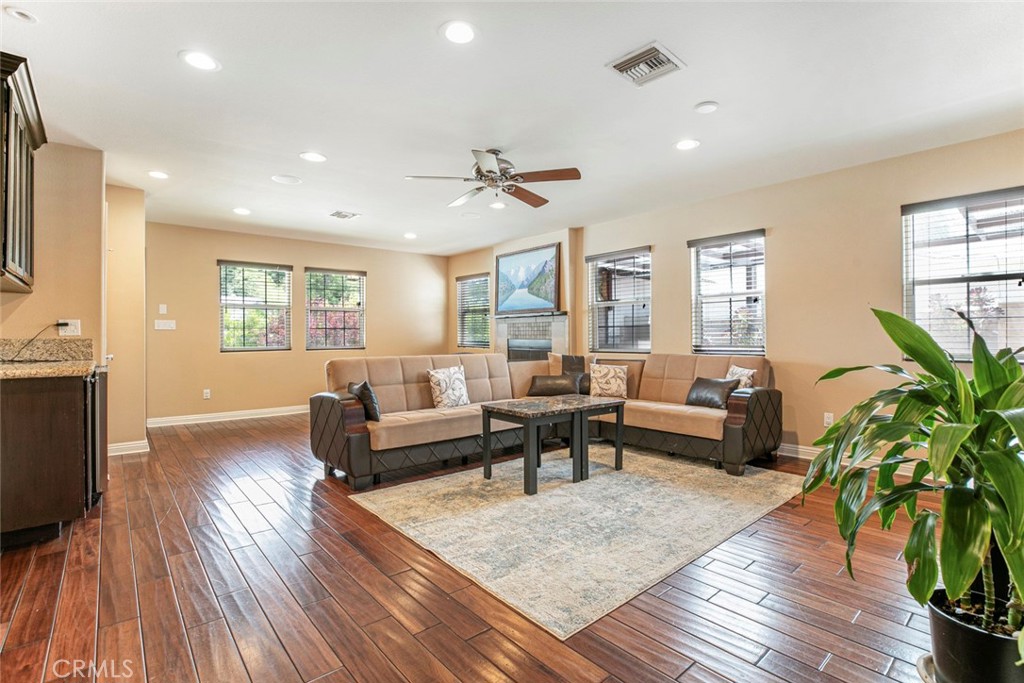 7129 Forbes Avenue Property Photo 14