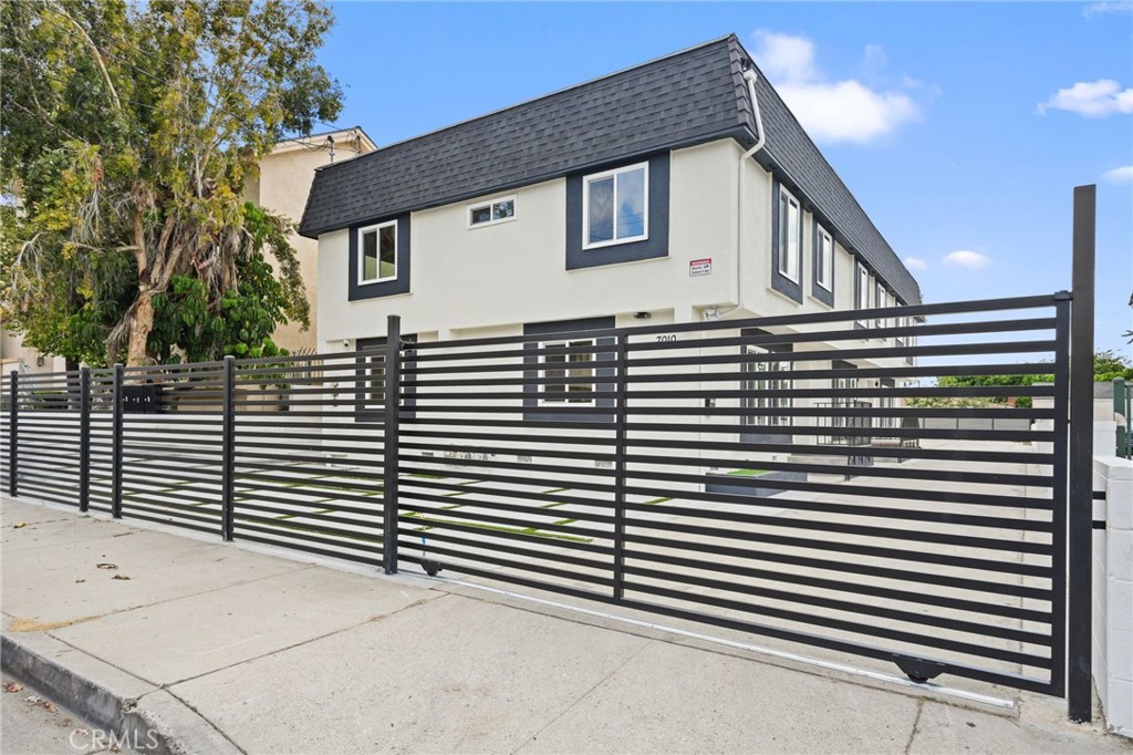 7010 Lennox Avenue C Property Photo 1
