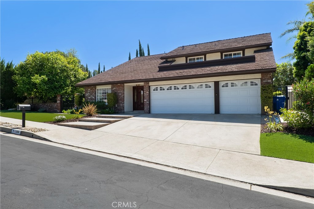 11496 Twin Hills Property Photo 2