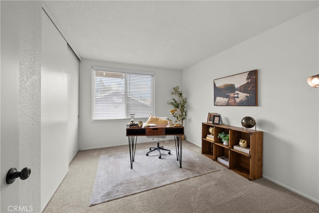 25676 Lochmoor Property Photo 25