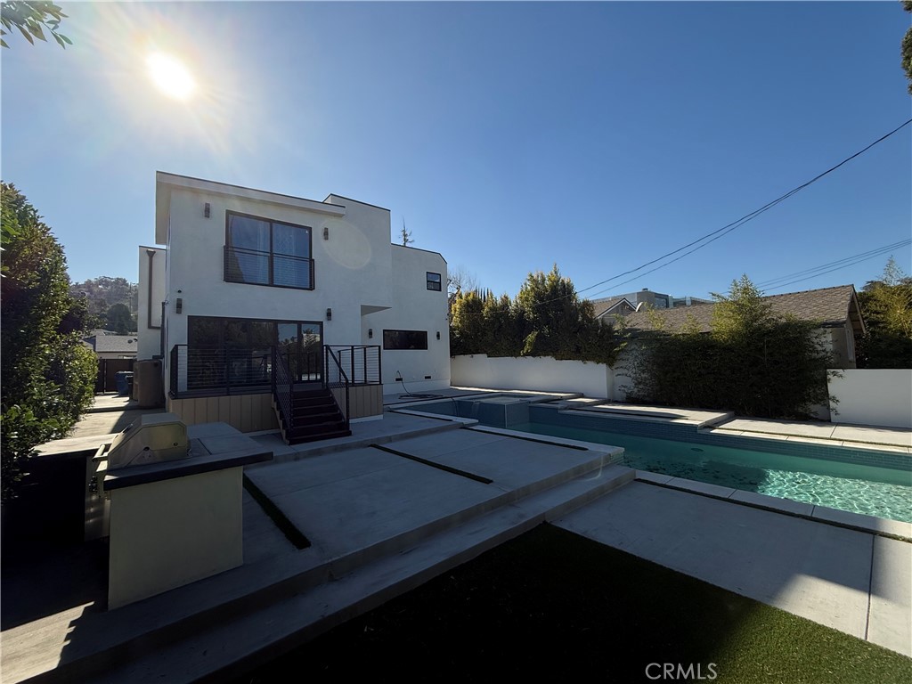 18039 Rosita Property Photo 6