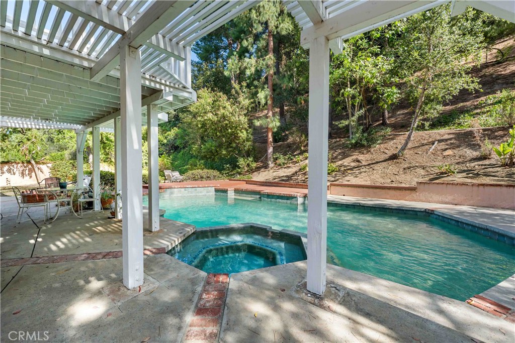 19932 Turnberry Property Photo 28