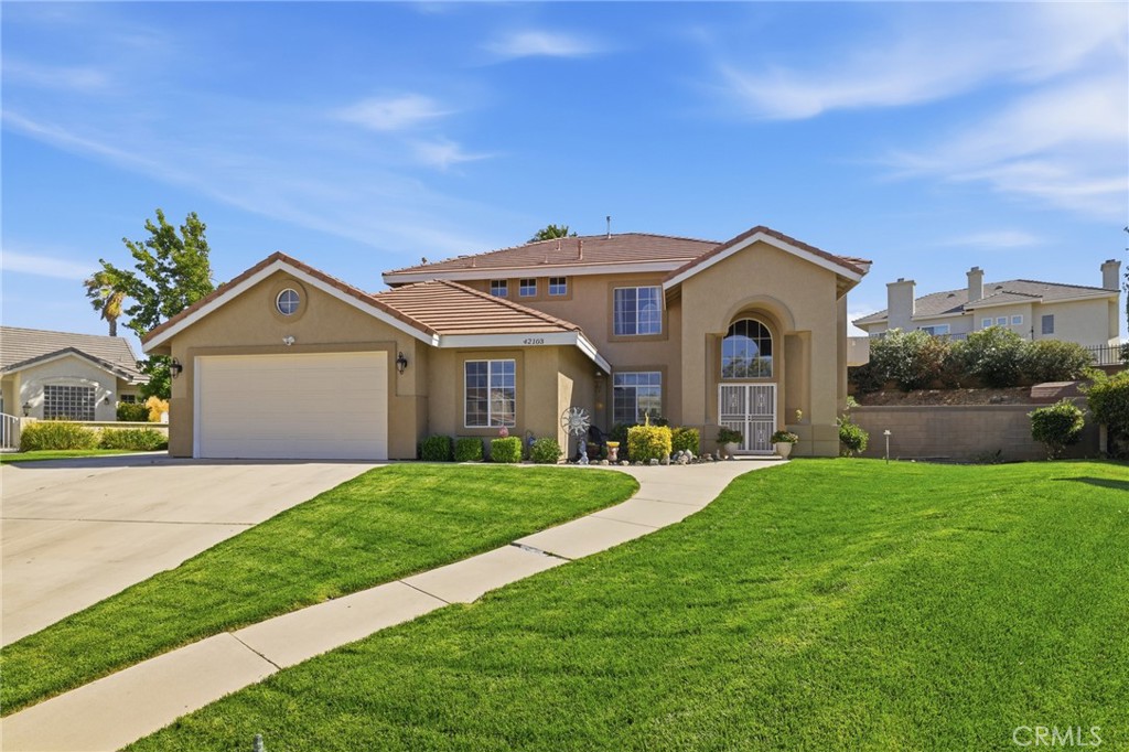 42103 Desert Hill Drive Property Photo 1