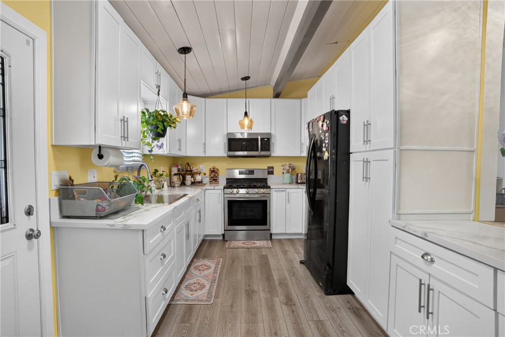 15912 Rexroth Street Property Photo 7