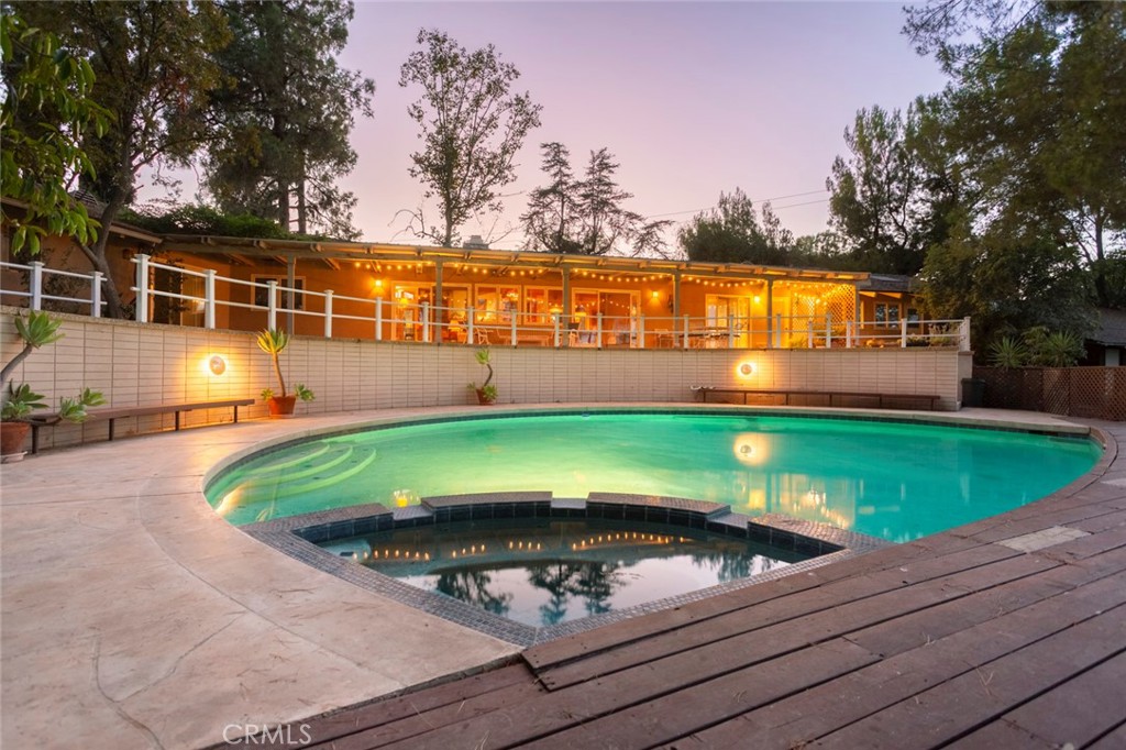 5798 Penland Road Property Photo 4