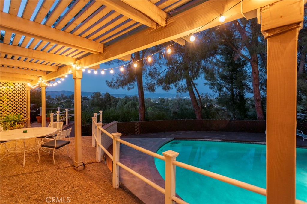 5798 Penland Road Property Photo 5