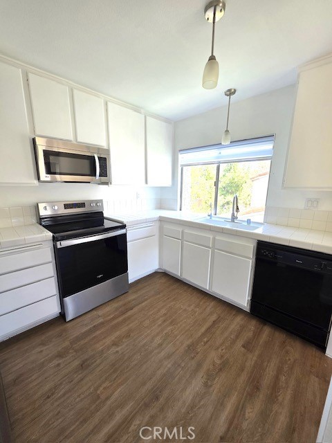 11409 Tampa Property Photo 3