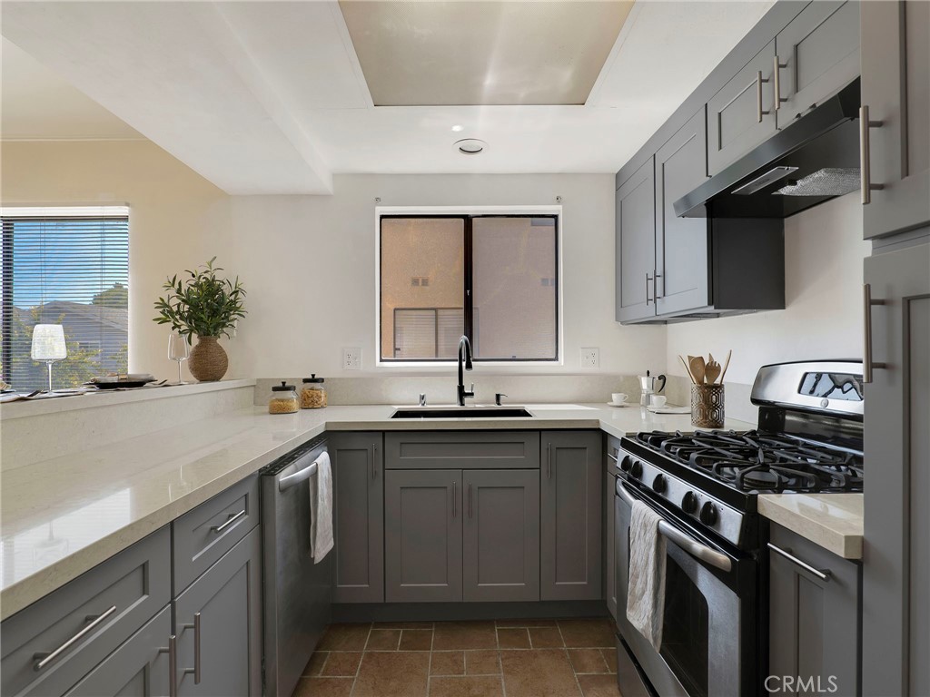 18954 Sherman Way 9 Property Photo 1