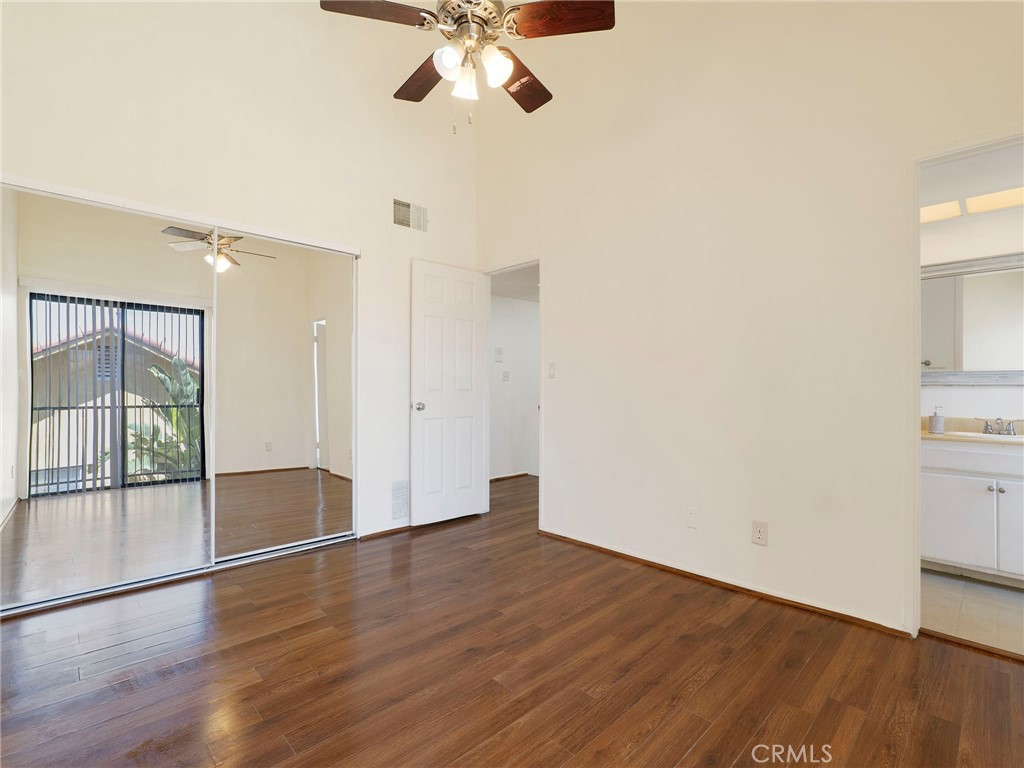 18954 Sherman Way 9 Property Photo 15