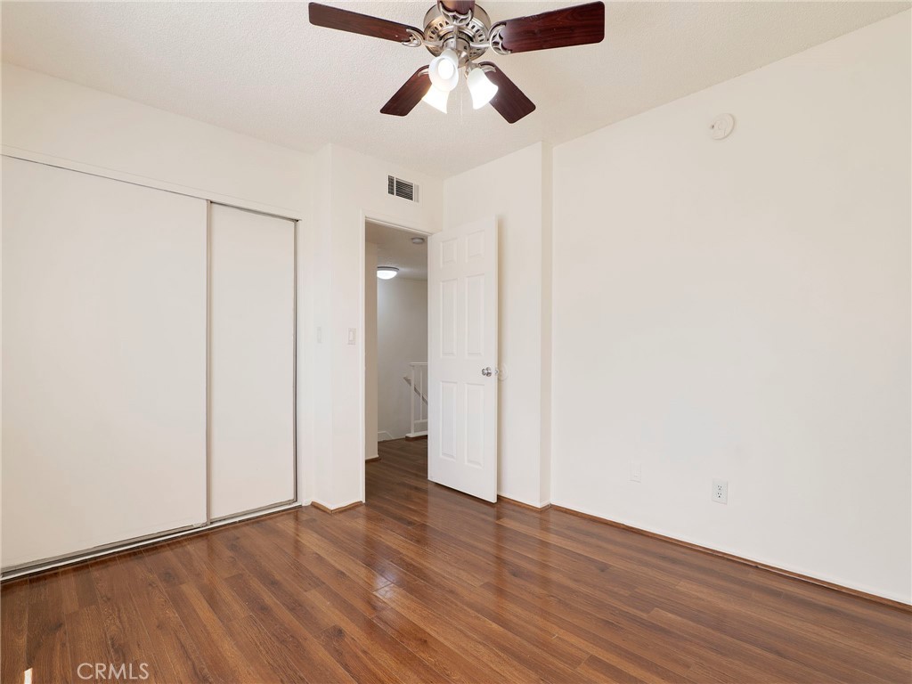 18954 Sherman Way 9 Property Photo 18