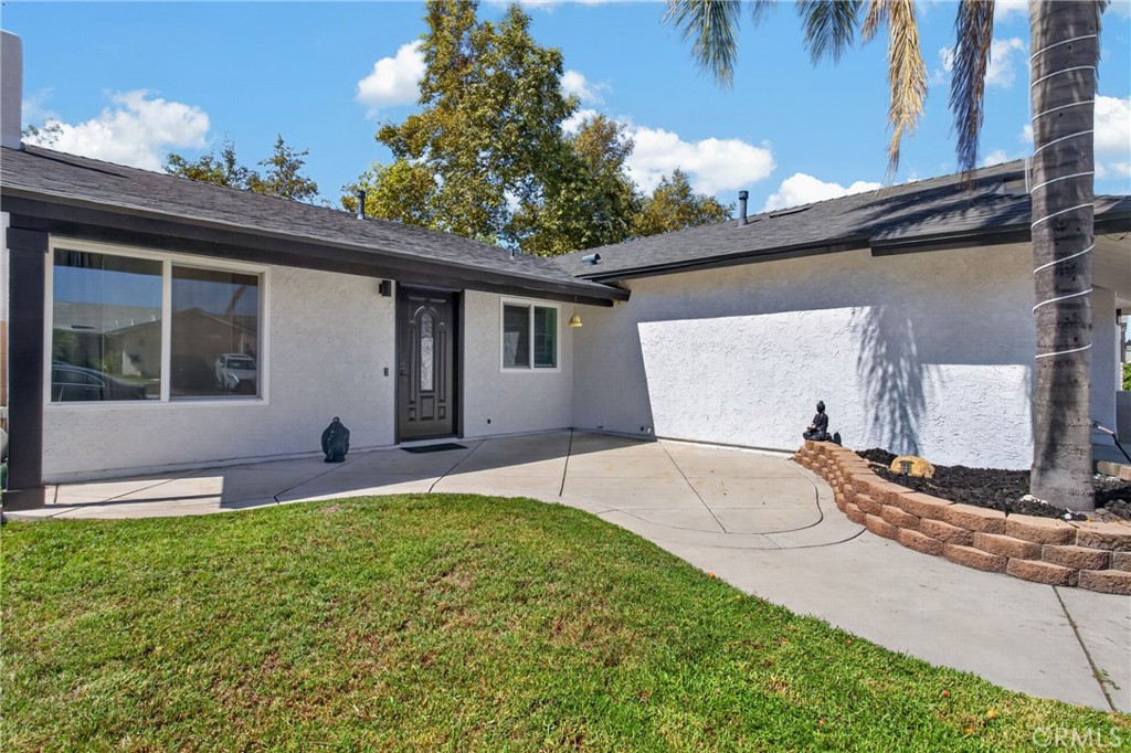 1834 Hillary Court Property Photo 3