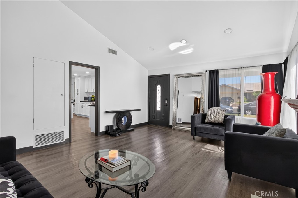 1834 Hillary Court Property Photo 8
