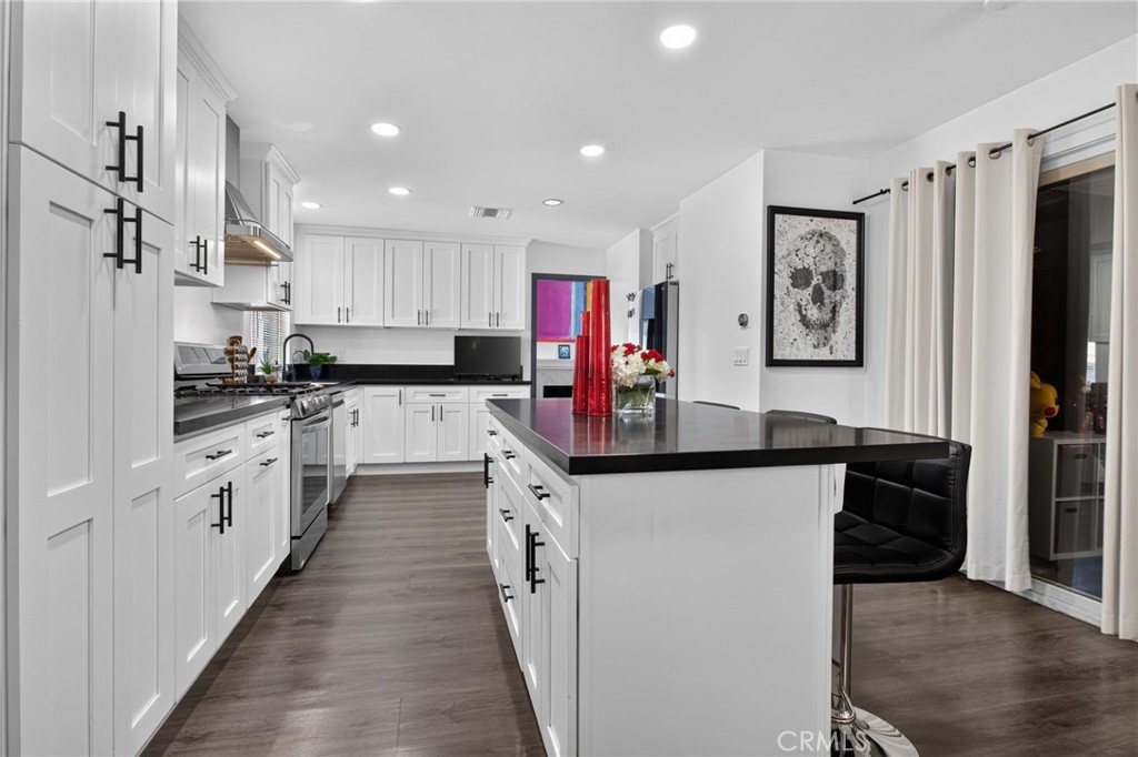 1834 Hillary Court Property Photo 14