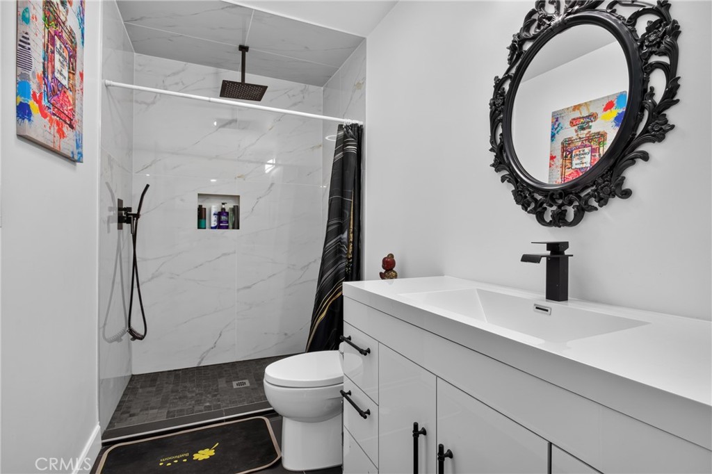 1834 Hillary Court Property Photo 29