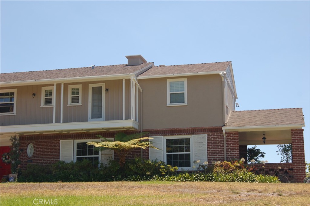 13978 Summit Drive Property Photo 8