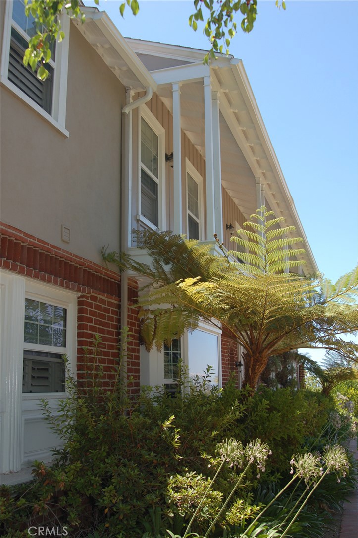 13978 Summit Drive Property Photo 9