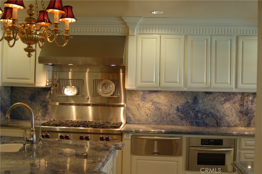 13978 Summit Drive Property Photo 20