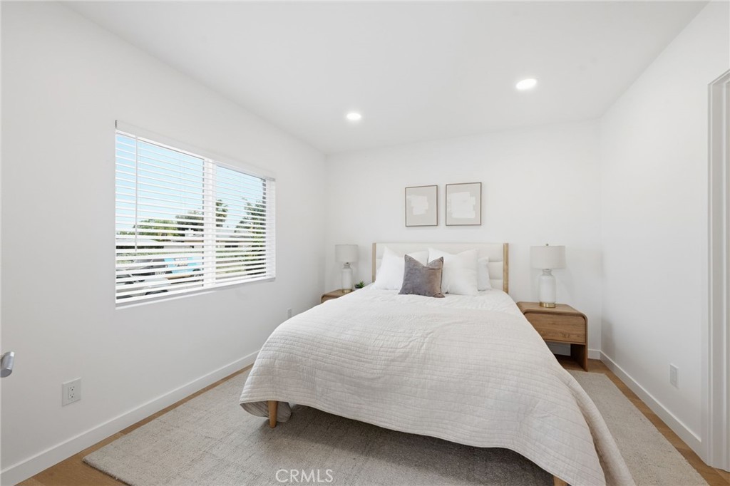 17420 Collins Property Photo 13