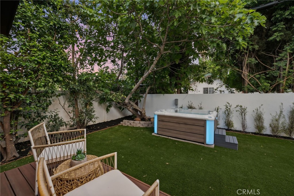 17420 Collins Property Photo 21