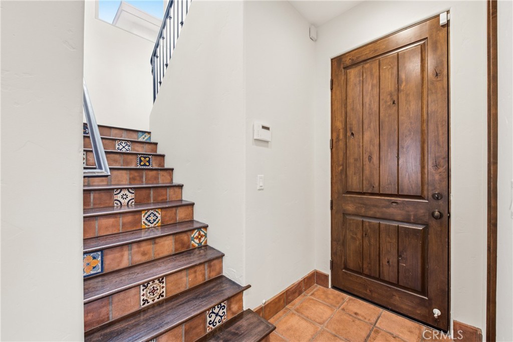 1918 Harriman Lane Property Photo 2