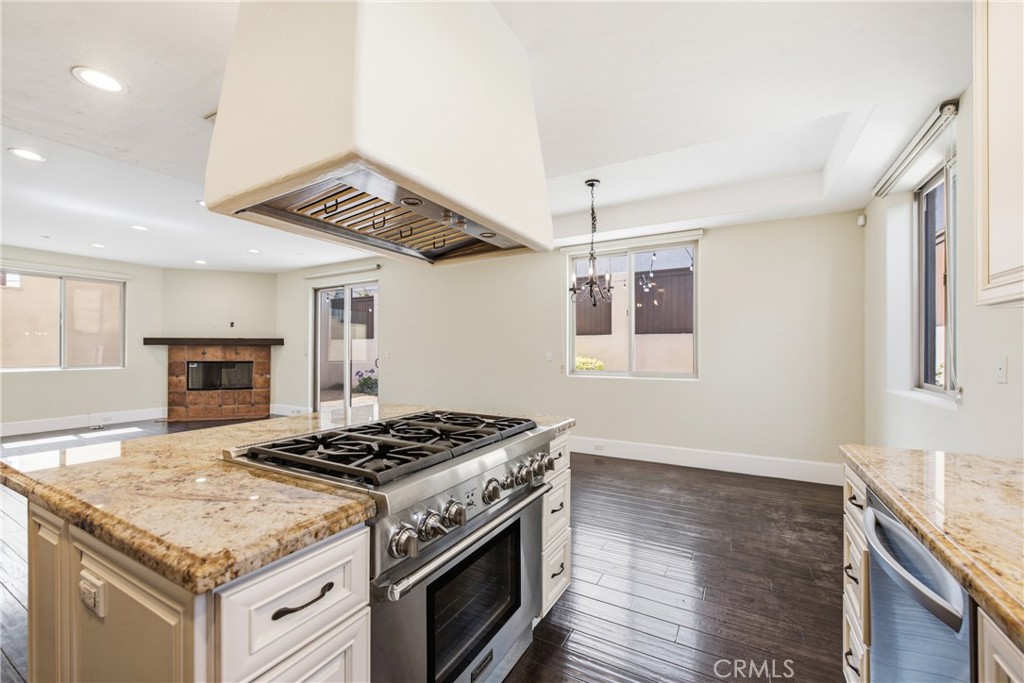 1918 Harriman Lane Property Photo 11