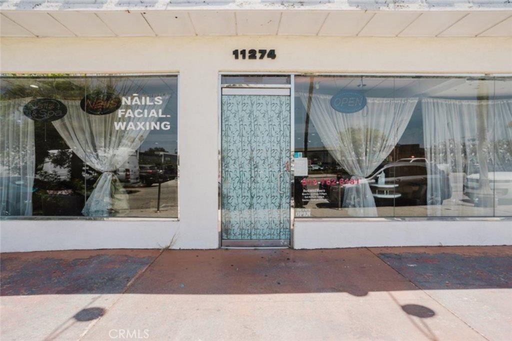 11274 Ventura Boulevard Property Photo 5